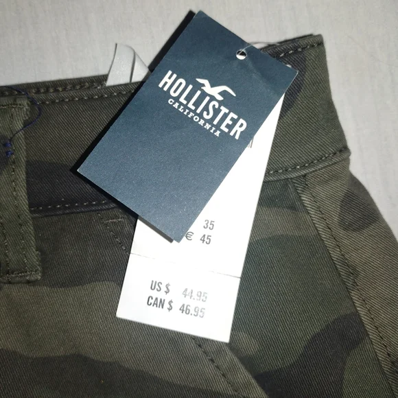 Hollister Camo Skirt Size 9 NWT - Picture 1 of 5